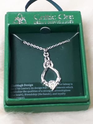 claddagh jewelry - necklace